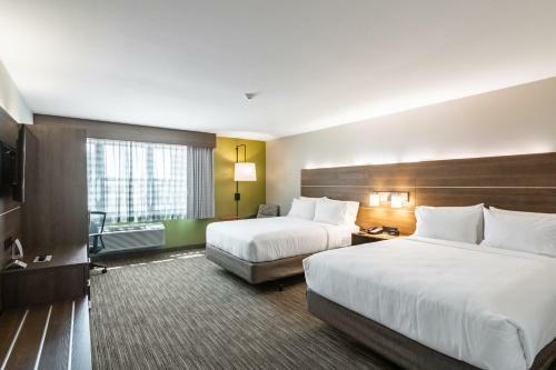 Hotel Baymont Inn & Suites