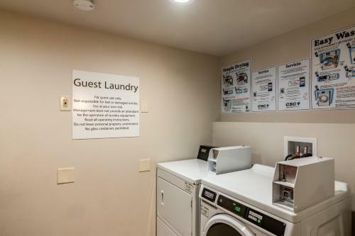 Hotel Baymont Inn & Suites