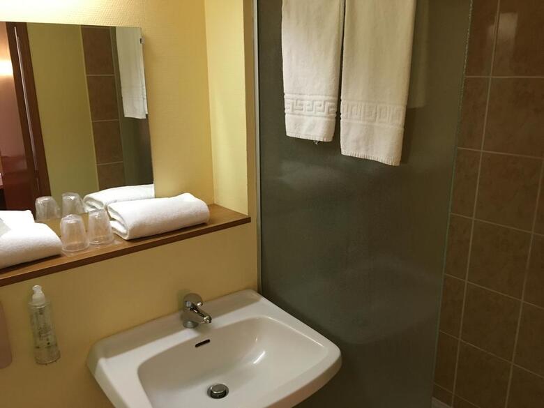 Comfort Hotel De Beaulieu (.)