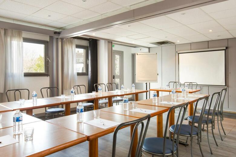 Hotel Ibis Budget Fresnes