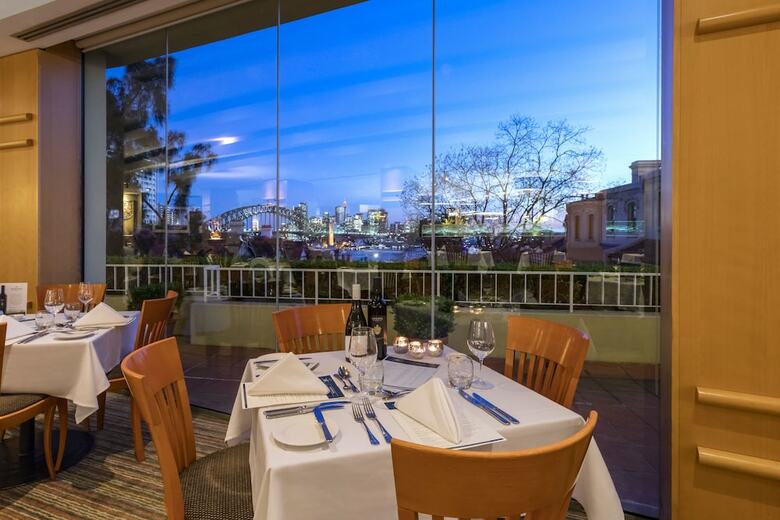 Hotel Harbourview