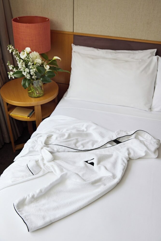 Hotel Harbourview