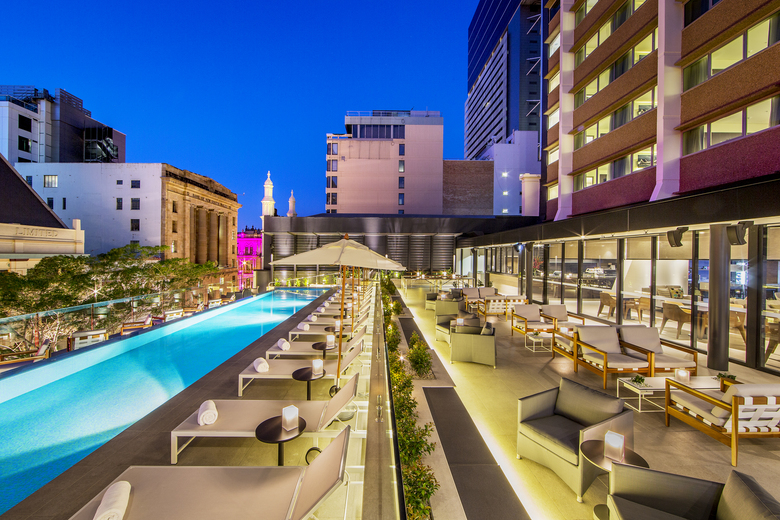Hotel Chifley At Lennons