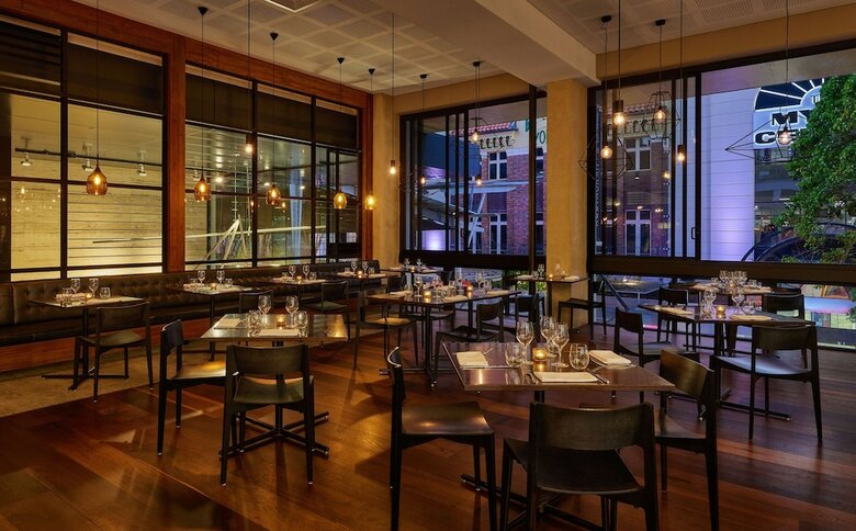 Hotel Chifley At Lennons