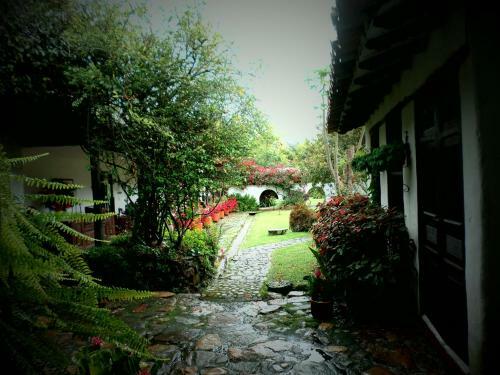 Hotel Hacienda Baza