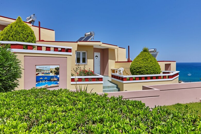 Everest Apartments