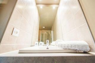 Hotel Comfort Suites Universit�s Grenoble Est
