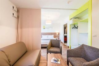Hotel Comfort Suites Universit�s Grenoble Est