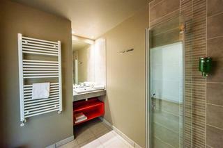 Hotel Comfort Suites Universit�s Grenoble Est