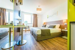 Hotel Comfort Suites Universit�s Grenoble Est