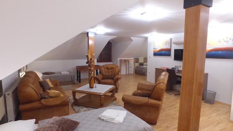 Le Rose Hotel