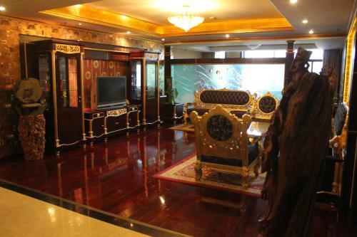 Jingtingshan Resort Hotel