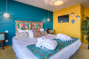 Baya Hotel & Spa