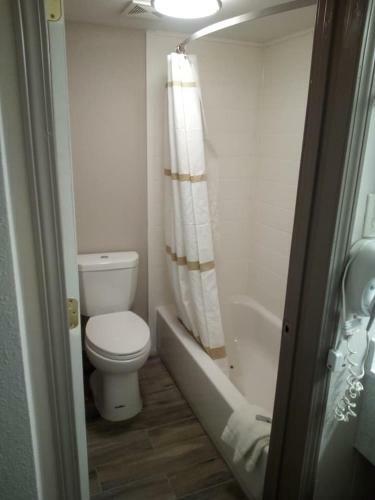 Motel Red Carpet Inn - Burlington