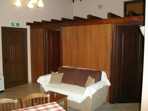 Karyon Apartments