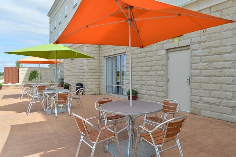 Holiday Inn Express Hotel & Suites Terre Haute