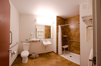 Hotel Pleasant Night Inn- Fort Drum