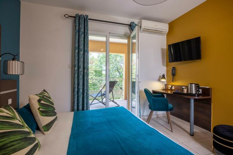 C�t� Sud Hotel Allauch