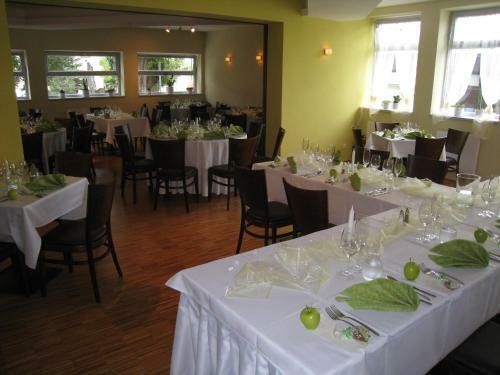 Hostal Linden Restaurant And Pension