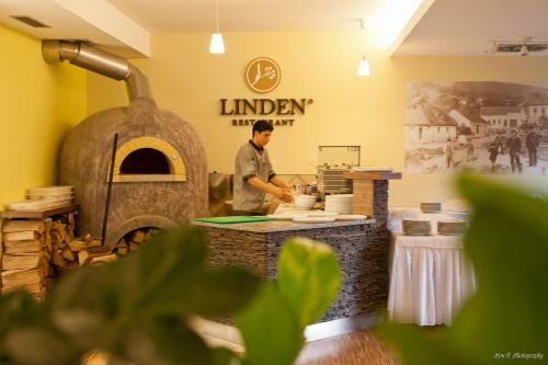 Hostal Linden Restaurant And Pension
