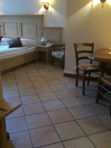 Hotel Les Portes De La Vallee