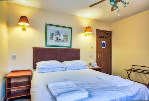 Aparthotel Easton Guest House And Apartments