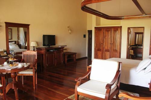 Hotel Ocean Beach Resort & Spa
