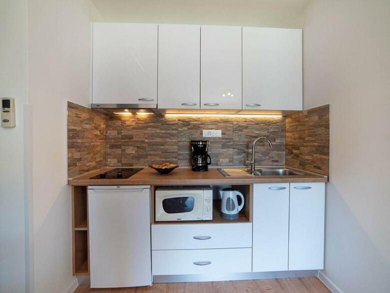 Apartments Njiric