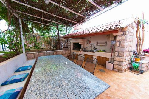 Apartamentos Villa Ana