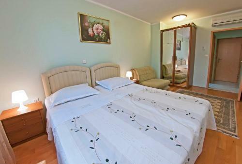 Apartamentos Villa Ana