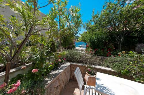 Apartamentos Villa Ana