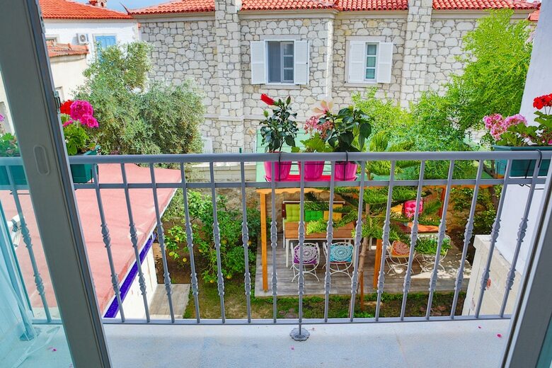 Bed & Breakfast No Onbir Alacati