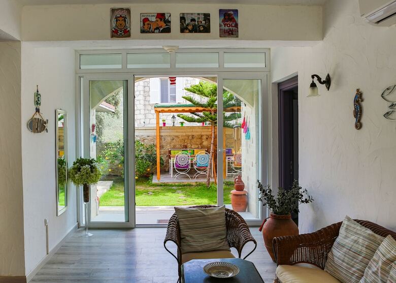 Bed & Breakfast No Onbir Alacati