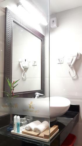 City Star Hotel