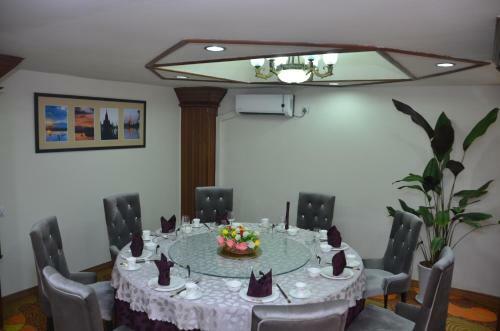 City Star Hotel