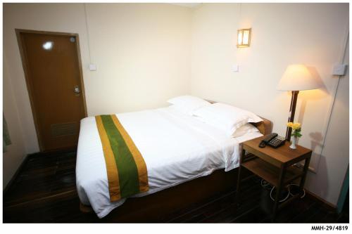Hotel June Business Bed Breakfast