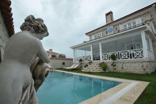 Aleysim Hotel