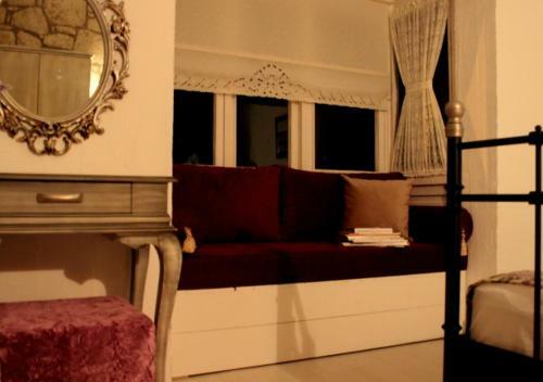 Adelfia Hotel