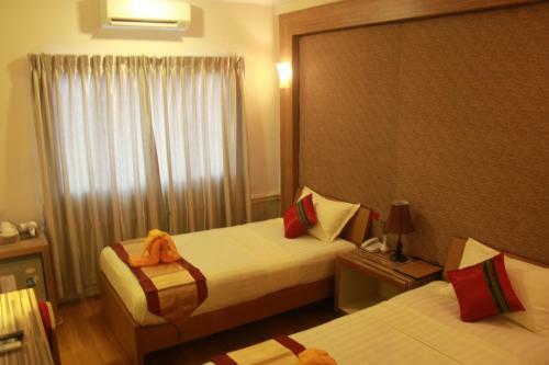 Hotel 63