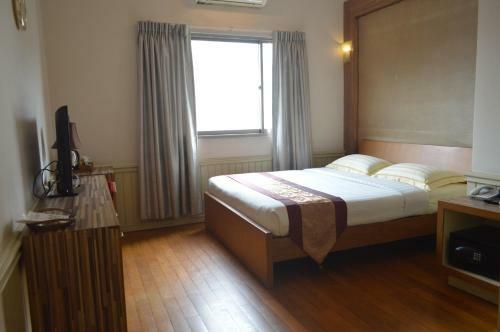 Hotel 63