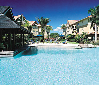 Hotel Lakes Cairns Resort & Spa