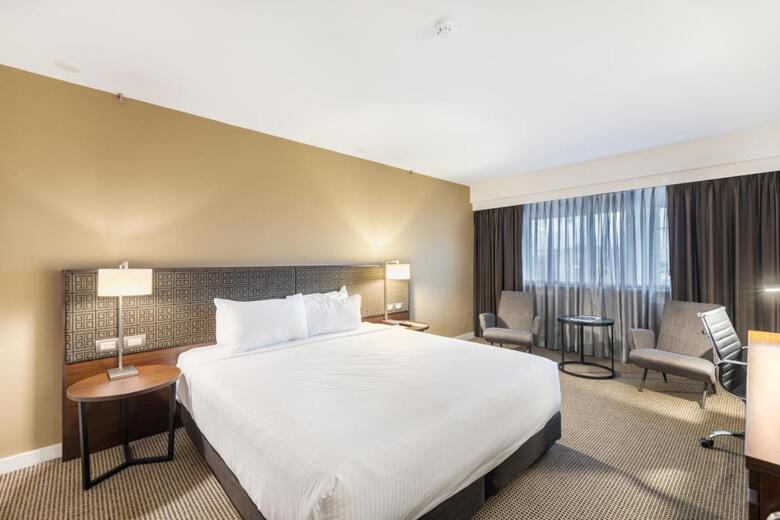 Hotel Stamford Plaza (ciudad Superior)