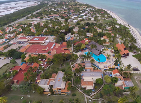 Hotel Cuatro Vientos/ Brisas Santa Lucia
