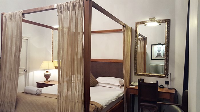 Hotel Commodore