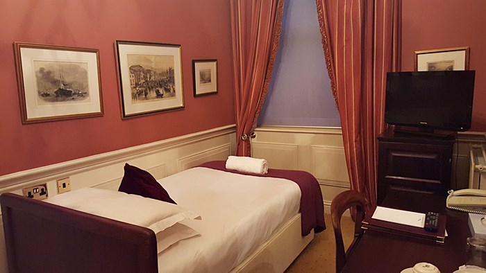 Hotel Commodore