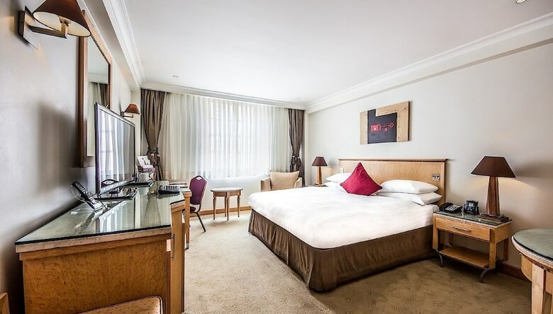 Courthouse Hotel London