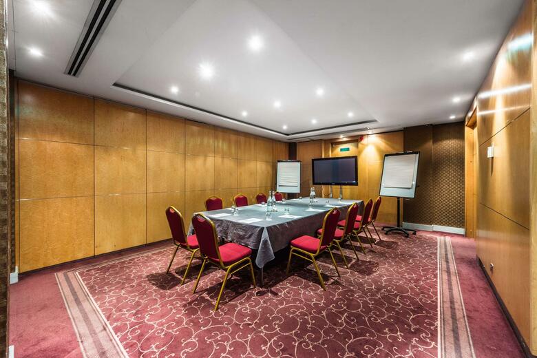 Courthouse Hotel London