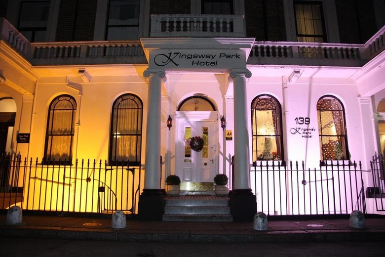 Hotel Kingsway Park