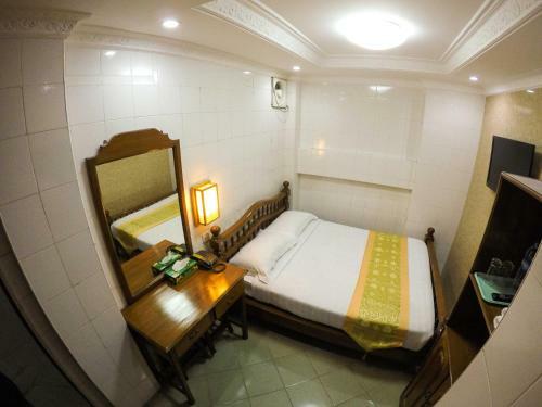 May Shan Hotel