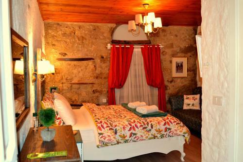 Hostal Imerek Tas Ev Hotel